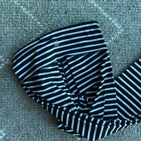 Athleta Capri Leggings (B&W Stripes) - Picture 6 of 6